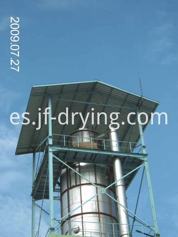 Pressure spray dryer machine